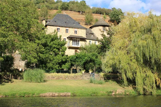 Le Manoir des Pélies