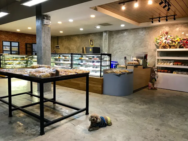 แหม่ม ชัยมหา (Mam Chaimaha )