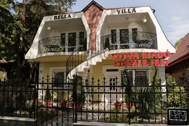 Bella Villa, Siofok