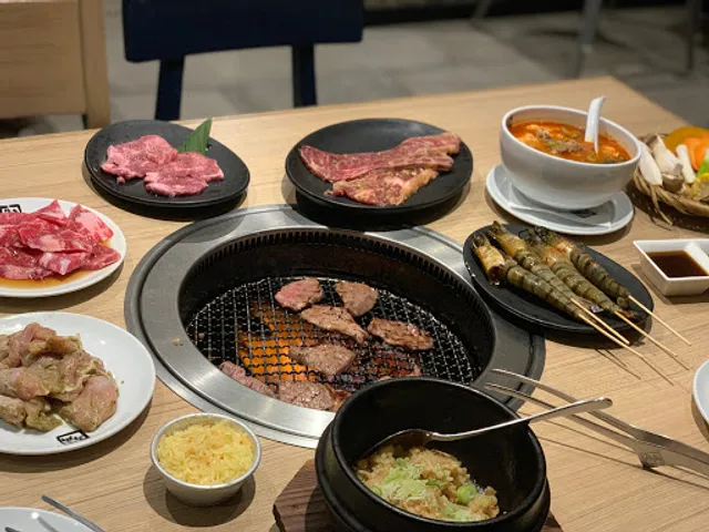 Gyu-Kaku Living World