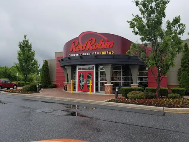 Red Robin Gourmet Burgers and Brews