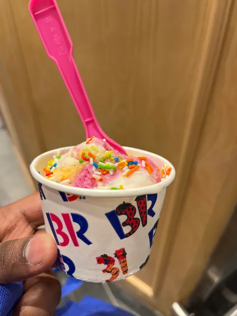 Baskin Robbins - Dalma Mall 1