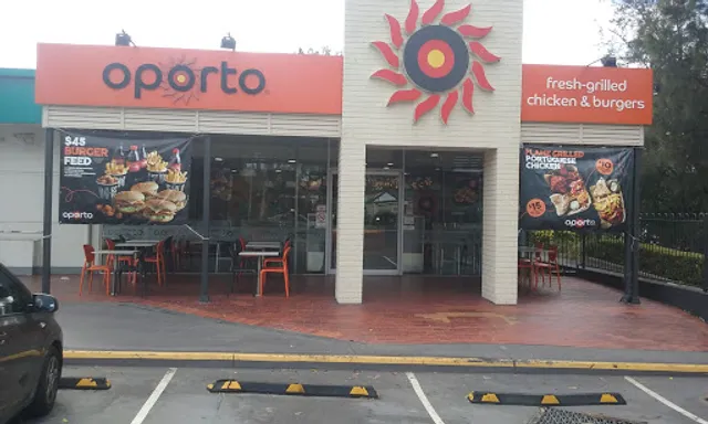 Oporto Greenacre Drive Thru