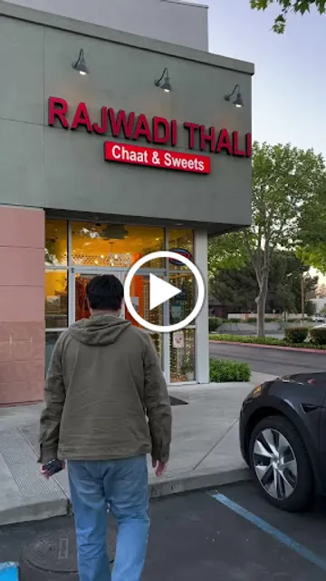 Rajwadi Thali Chaat & Sweets