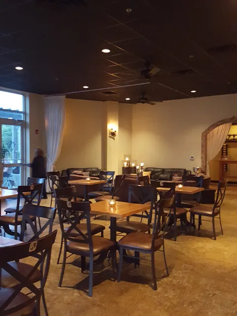 Carolina's Vineyards & Hops