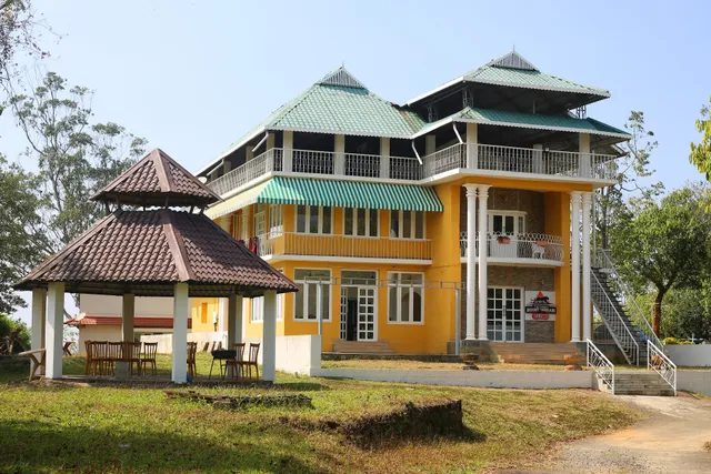 Valparai Mount Terrain Resort