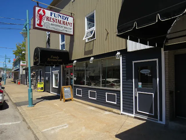 Fundy Restaurant & Dockside Suites