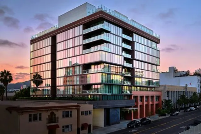 The Hollywood Grande, Autograph Collection