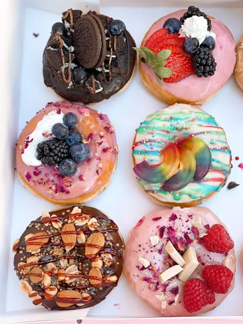 JUICY - vegan Donuts & Burger, Bagels and Hotdogs