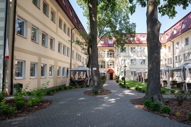 HOLIDAY PARK Warszawa