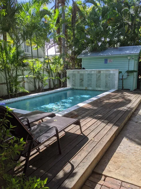 Conch Cottages of Villas Key West