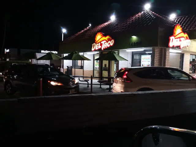 Del Taco