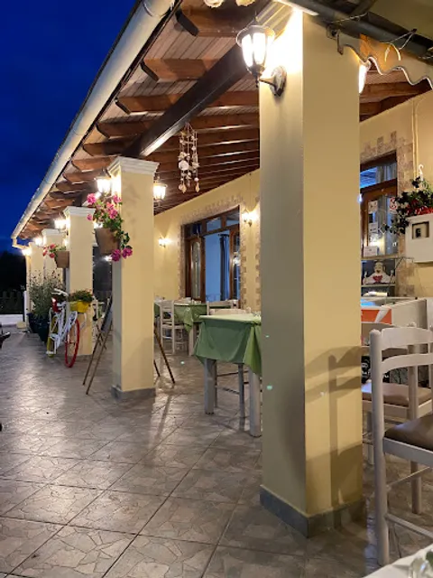 Taverna GIANNIS Peroulades