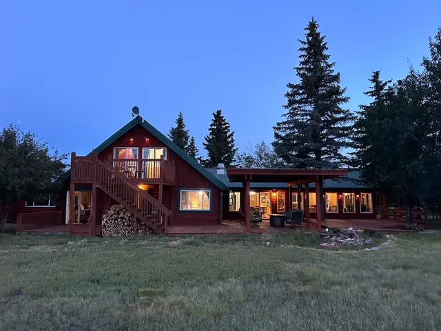 Mount Peale Country Inn