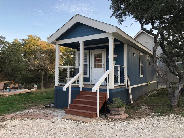 Tiny House Cottages in Canyon Lake, TX
