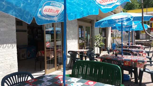 BAR AL SOLE CAFFETTERIA-BIBITE-TOAST-GELATI