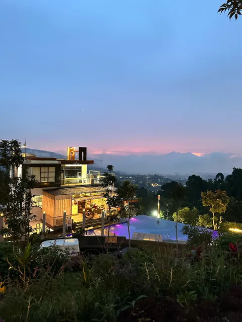 De Pointé Resort & Resto