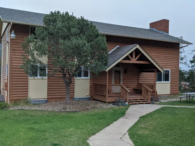 Waltons Mountain Lodge