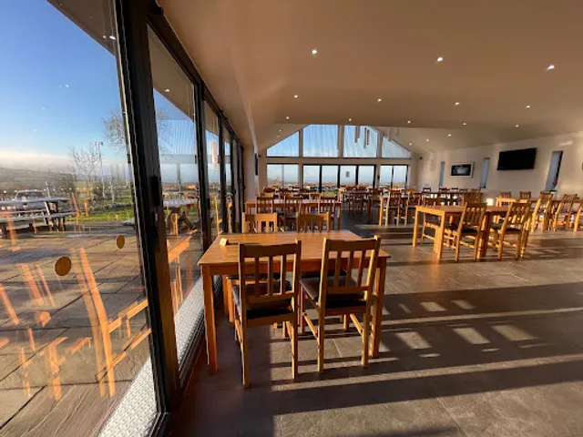 Pant Du Vineyard and Cafe