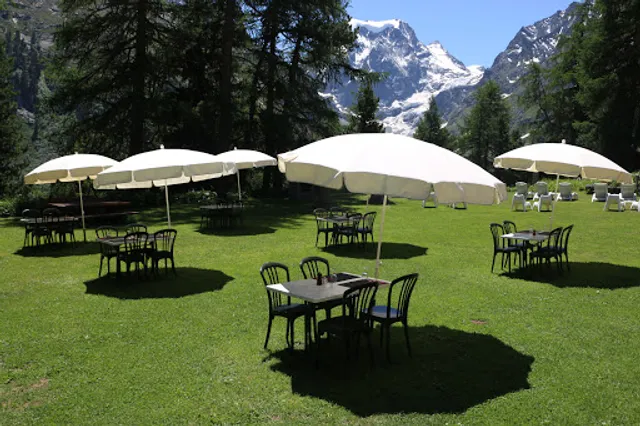 Kurhaus Restaurant Arolla - Jardin & Terrasse Panoramique