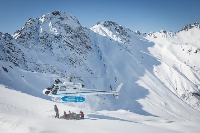 Southern Lakes Heliski