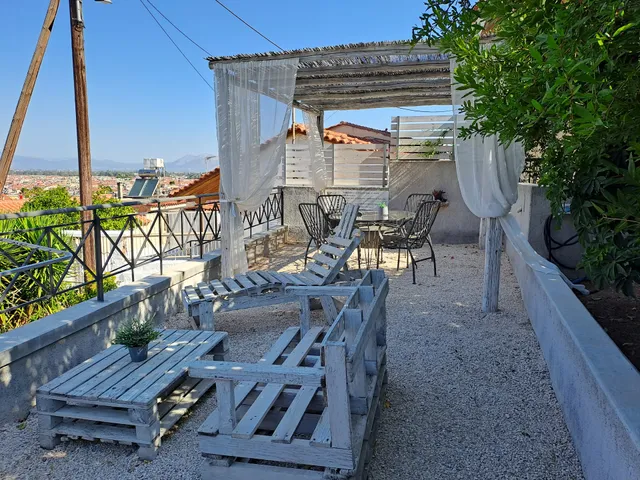 MariThea's Guesthouse