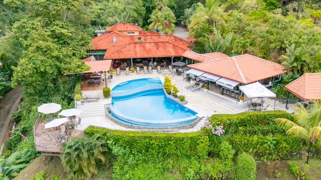 Vista Ballena (Hotel & Restaurante)