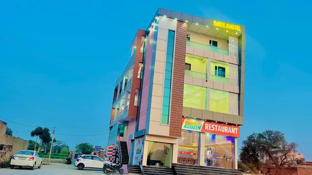 SHREE JI HOTEL