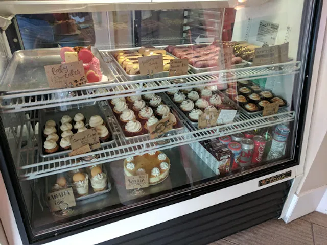 Pretty Please Bakeshop