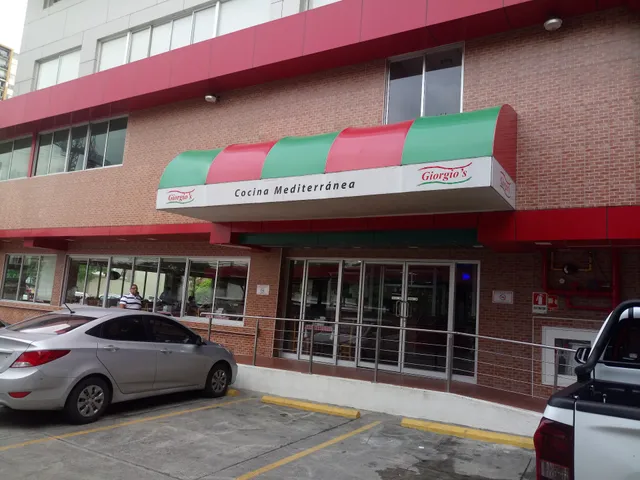 Giorgio's Pizzería El Bosque