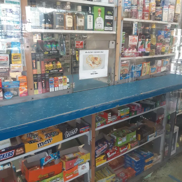 Fame Convenience Store