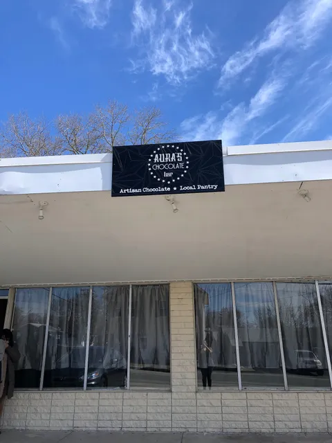 Aura’s Chocolate Bar