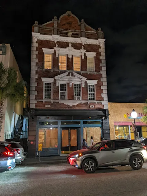 New Peking Chinese Restaurant