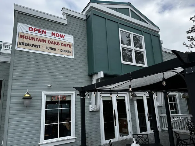 Mountain Oaks Cafe