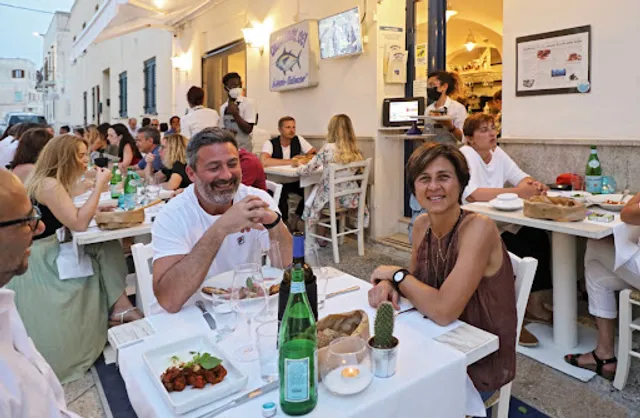 Quello Che C’è C’è... Ristorantemediterraneo sull’isola dal 2004