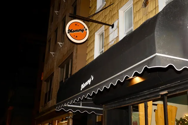 Mommy's Cocktail Bar