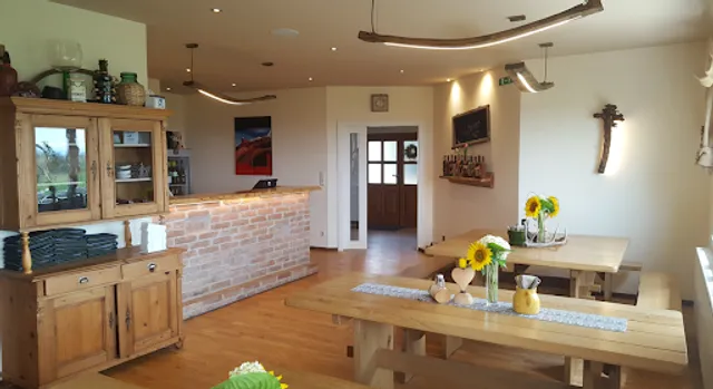 Terassenheuriger Weinzigartig