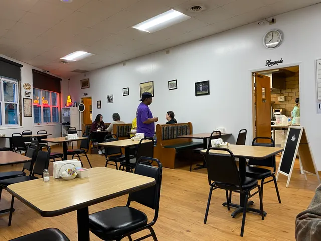 Pampeno’s Good Eats and Sweet Treats