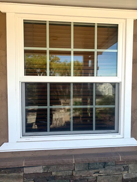 Mira Mesa Glass & Screen