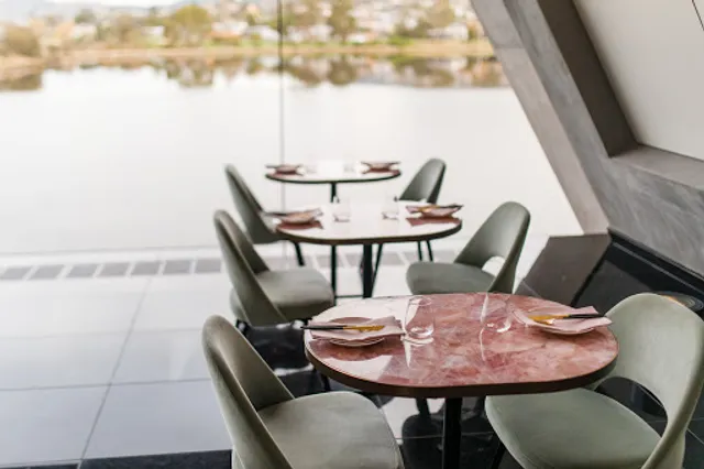 Faro Bar + Restaurant