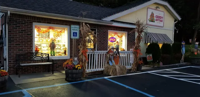 The Candy Cottage and Gifts