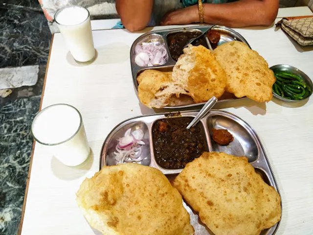 NEW DELHI CHHOLE BHATURE