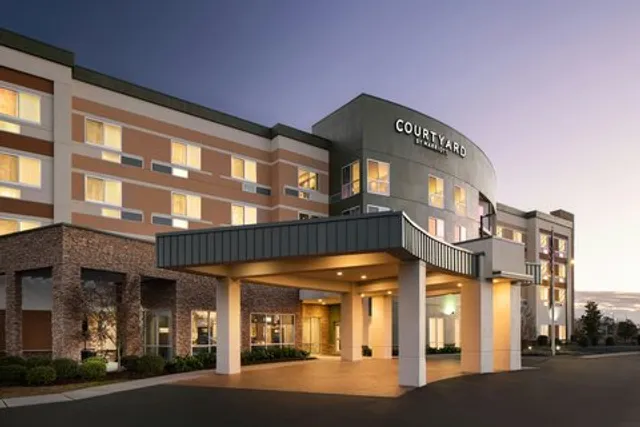 Courtyard by Marriott Fayetteville Fort Liberty/Spring Lake
