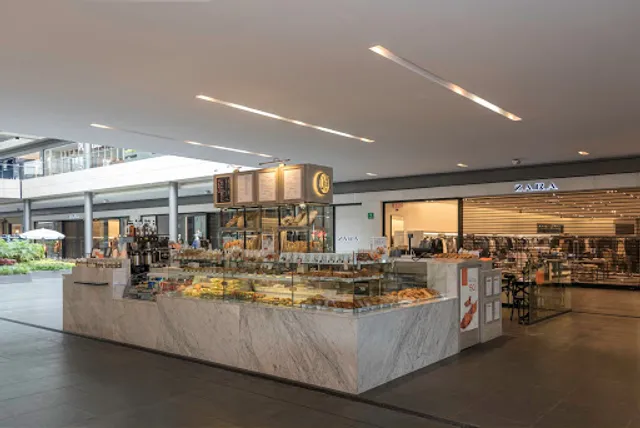 Maison Kayser Paris Plaza Oasis