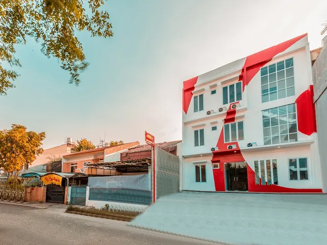 Kost 853 Fongki Place (harian/bulanan)