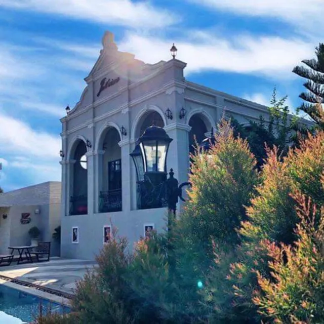 Je t'aime Pool Villa