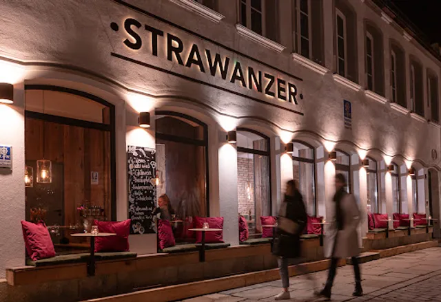 STRAWANZER Bar & Lounge