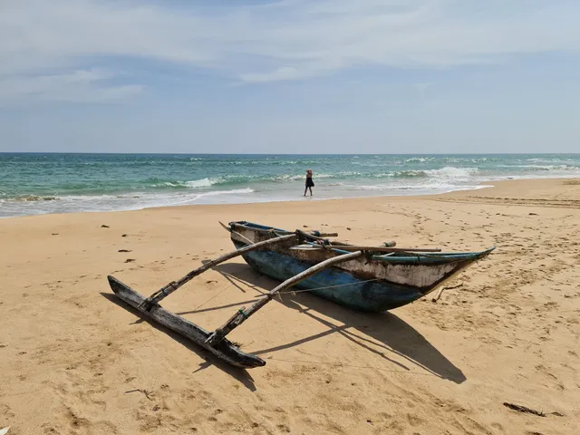 Kahandamodara Beach