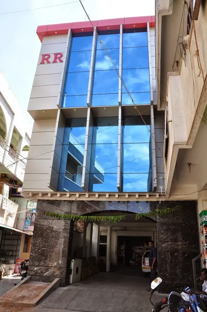 R.R Hotel