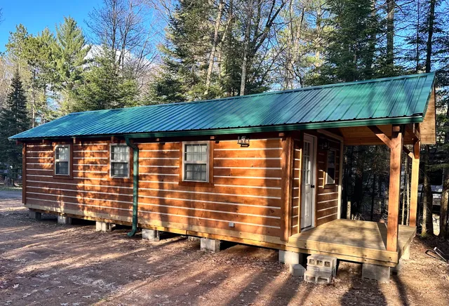 Chain O' Lakes Camping Resort